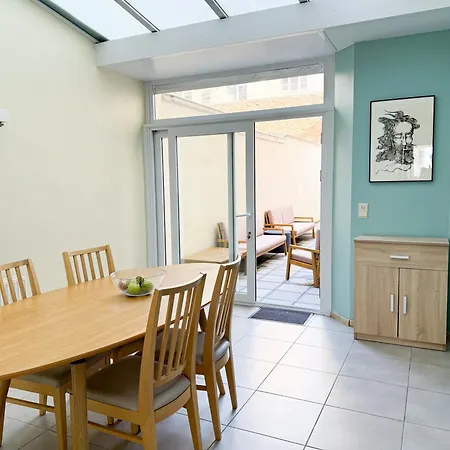 Apartment Keizer Aan Zee Ostend